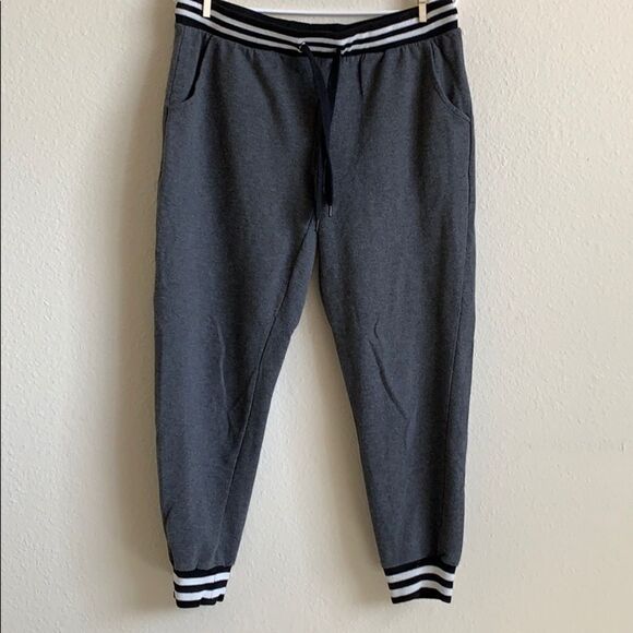 🔹4/$25 Rue 21 sweatpants - Picture 1 of 7